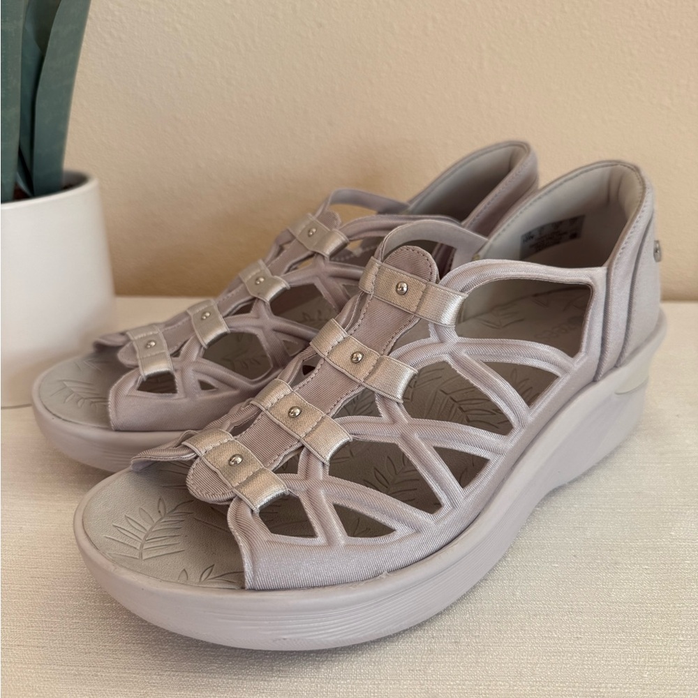 New BZEES Sapphire Women's Light Gray Wedge Sandals - Picture 4 of 12
